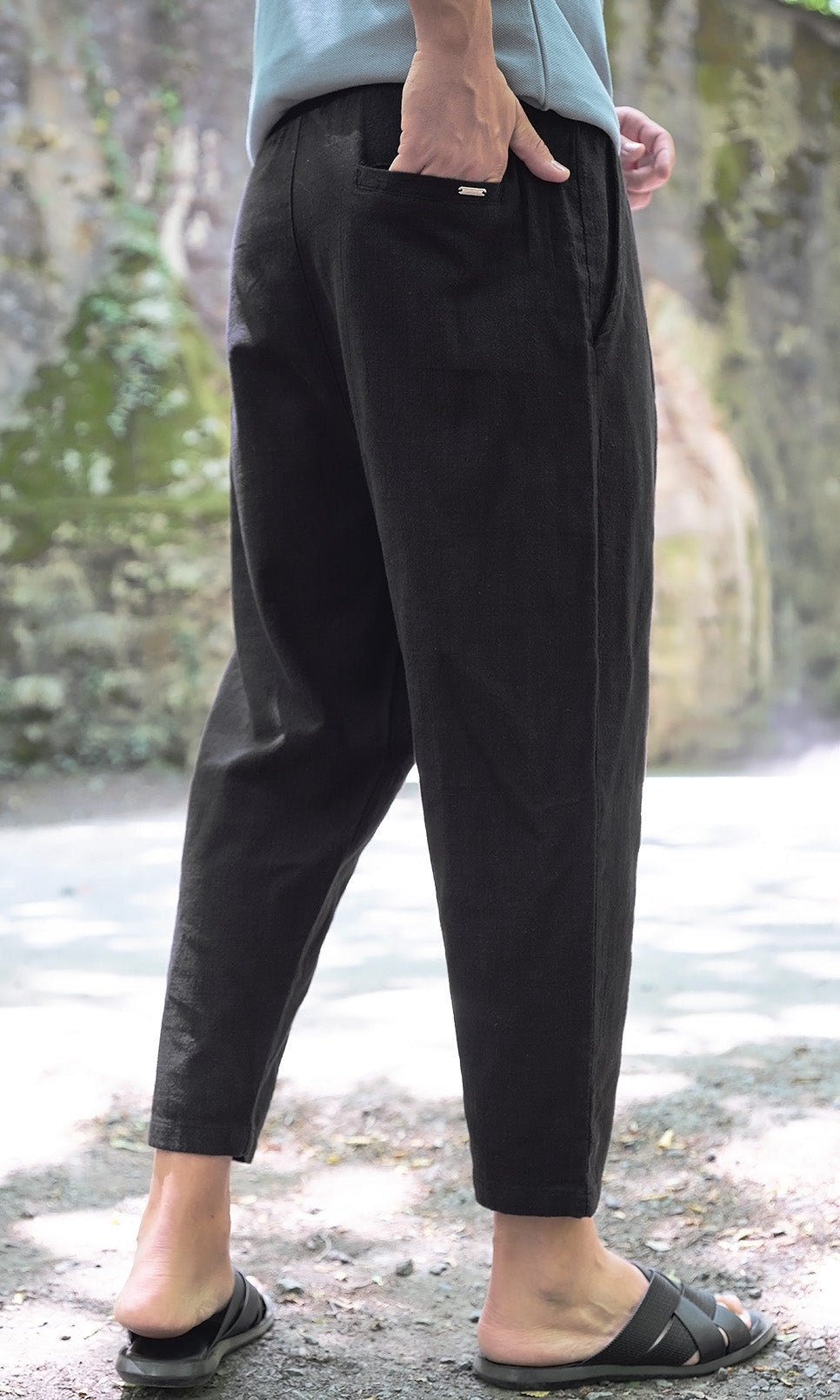  QL Classik Lin Coton in Black - QABA'IL,